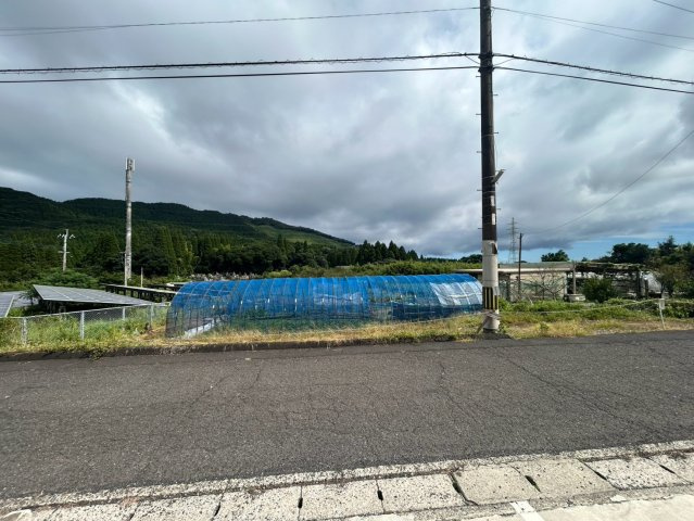 牟礼岡2丁目　土地1,635万　専任室田の外観|間口広々20ｍ！！