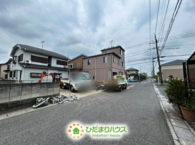 幸手市東９期　新築一戸建て　グラファーレデザインの前面道路含む現地写真|2026/09/03　撮影