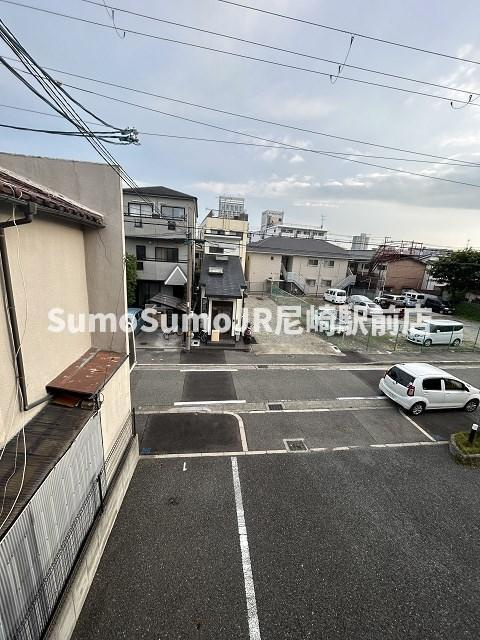 レオパレス西長洲の展望|車をお持ちの方に嬉しい駐車場付きの物件です