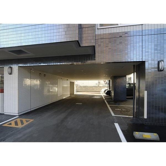 【駐車場】グランメール北7条 