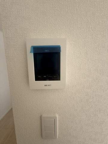 クレイドルガーデン山口市吉敷上東 第2　3号棟の防犯設備|モニター付きインターホン