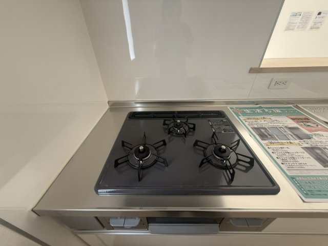 クレイドルガーデン山口市吉敷上東 第2　3号棟のキッチン