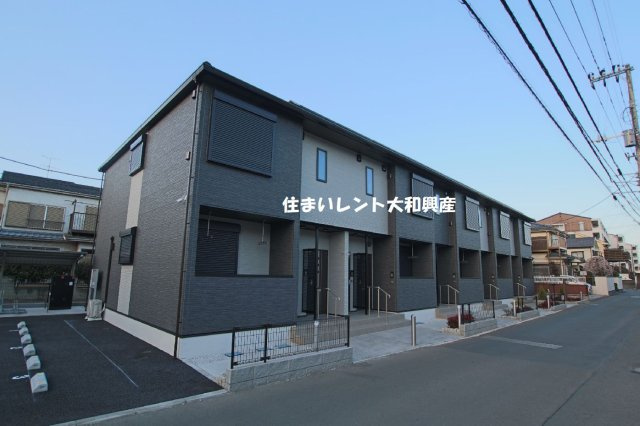 レフィナードの外観