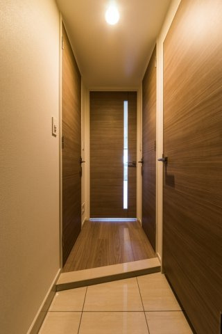 ライトテラス浅草の玄関