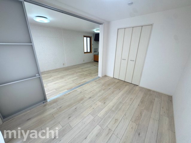 ルミエール　Ｃの洋室