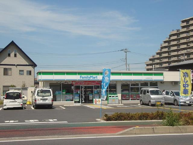 ルミナスハイム９２０の周辺|ファミリーマートまで500ｍ