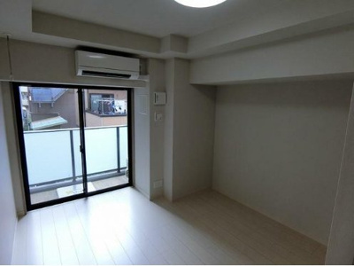 【居間・リビング】 | Bandoubashi Rental Apartment