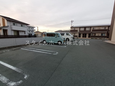 【駐車場】 | ＬＡ　ＴＥＲＲＥ　Ⅱ棟
