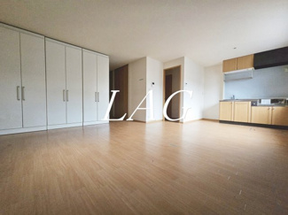 【居間・リビング】 | アン　ジュール | 洋室のお部屋です。（同仕様です。）