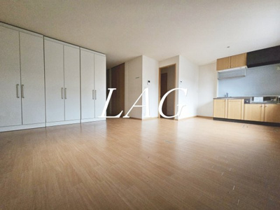 【居間・リビング】 | アン　ジュール | 洋室のお部屋です。（同仕様です。）