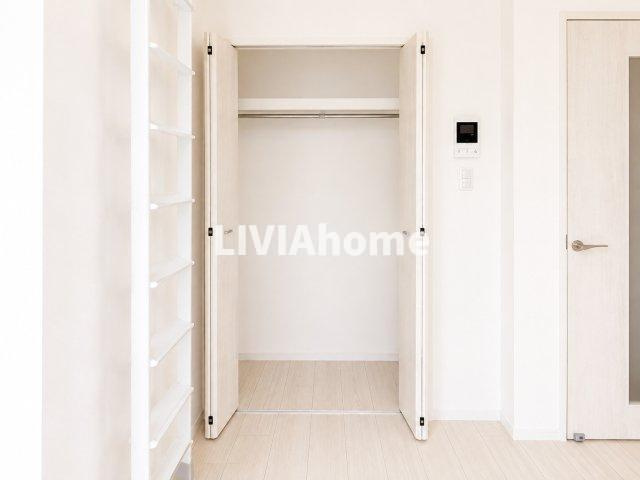 練馬区貫井１丁目のアパートの収納|同シリーズの参考写真です。実際の設備・内装は現況を優先とさせていただきます。