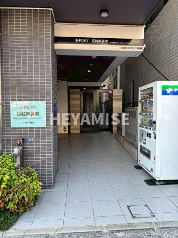 S-FORT長崎興善町のエントランス