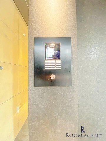 S-RESIDENCE堀田駅前futur(フチュール)のエントランス