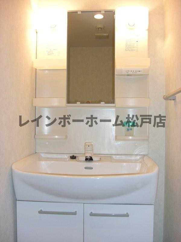 【仲介手数料：50％OFF】対象物件！の洗面所