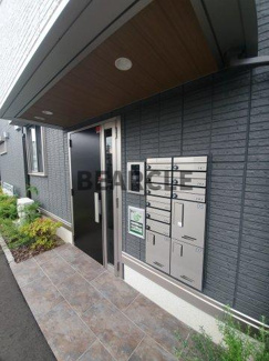 【エントランス】 | 建物の内部です