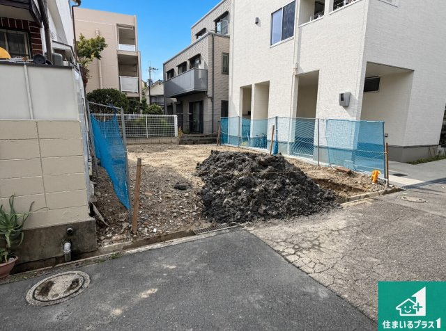 箕面市箕面　新築一戸建ての外観|現在建築中！落ち着いた街並みで新生活を始めることが出来そう！周辺の物件も併せてご紹介させて頂きます！