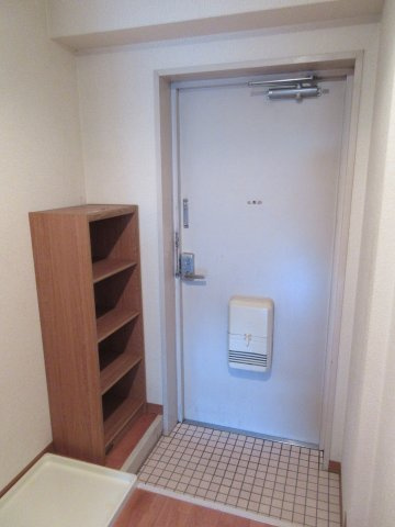 リヴァージュ須磨の玄関