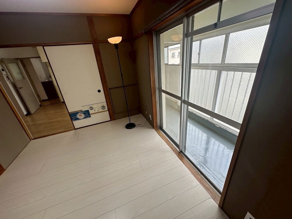 白川台ハイツ7号棟の洋室