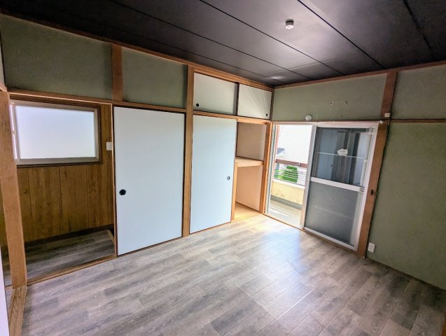 妙法寺戸建の洋室