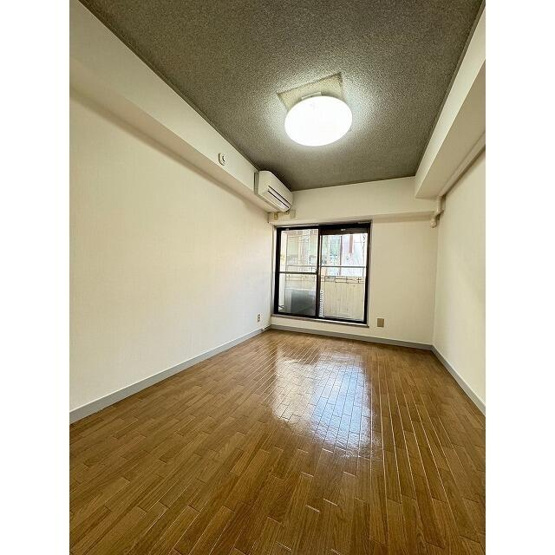 【寝室】