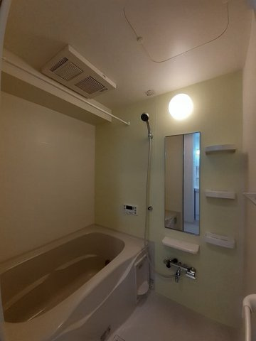 クエストＣの浴室