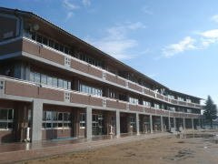 メゾン・ド・プラセールⅢの周辺|砺波北部小学校まで1800m