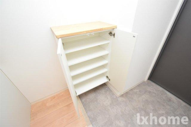 カミオン別院の玄関|明るい玄関です
