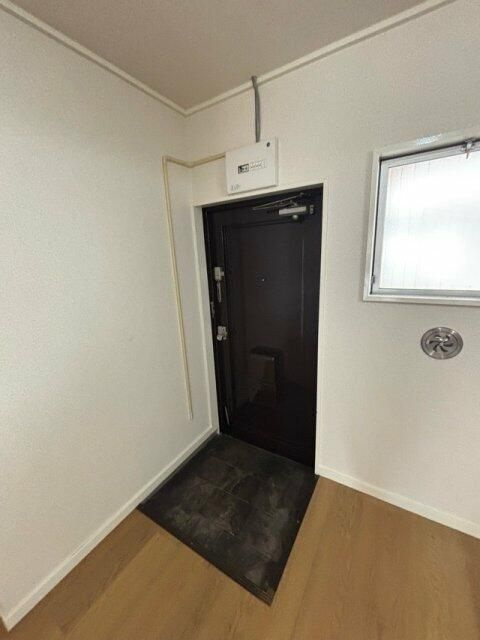 サイトウハイツの玄関