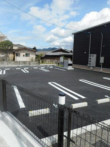 楪の駐車場