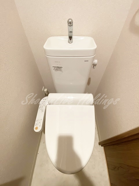 藤沢市湘南台４丁目の賃貸マンションのトイレ