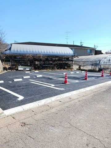 シャルマン　コリーヌの駐車場