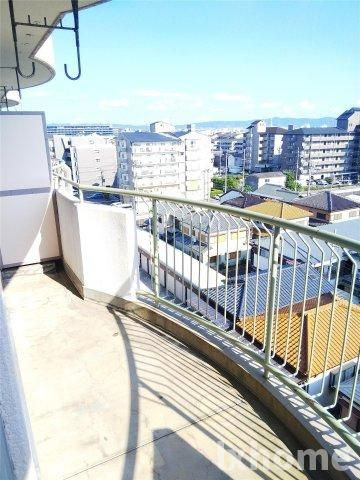 サンライフタウン古市のバルコニー|暖かな日差しのふりそそぐバルコニー