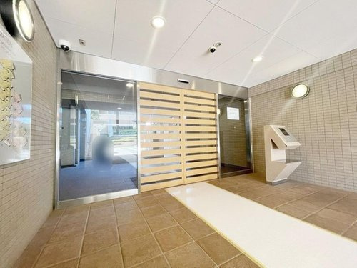 【エントランス】 | エスタテラ湘南台アクアビュー | 落ち着いたエントランスです