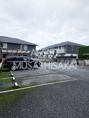 カサグランデ・エランの駐車場