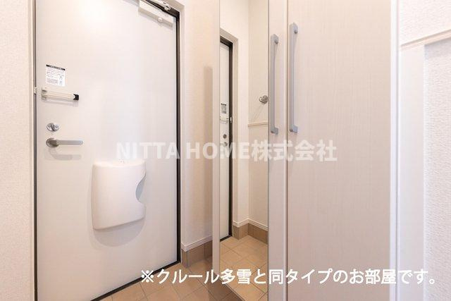 ボン・クールⅣの玄関|【イメージ写真】玄関スペースも広々★