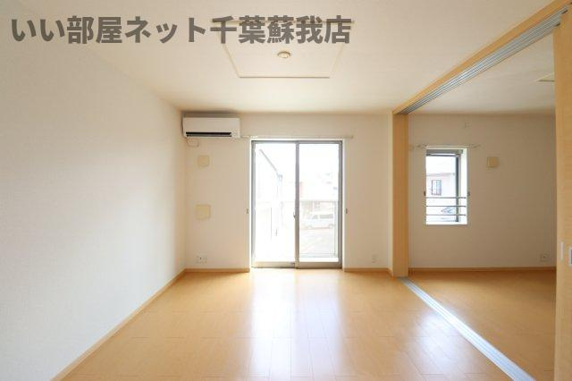 アバンサールⅢの居間・リビング|居間です