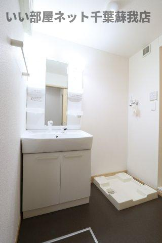 アバンサールⅢの洗面所|きれいな玄関です