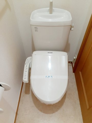 ラッフィナート・カーサ壱番館のトイレ|シンプルで使いやすいトイレです