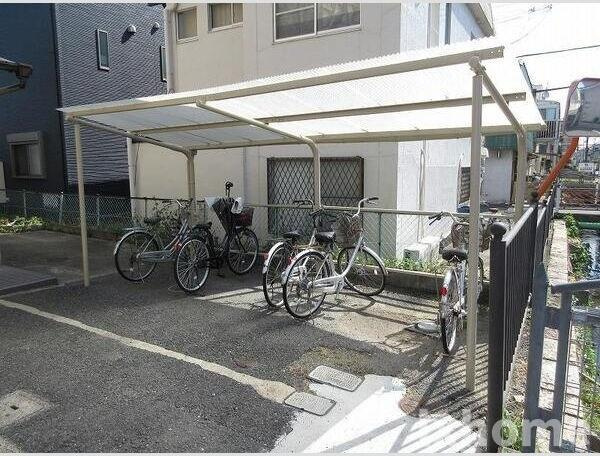 コーポナーサリーのその他共用部分|シンプルで使いやすいトイレです