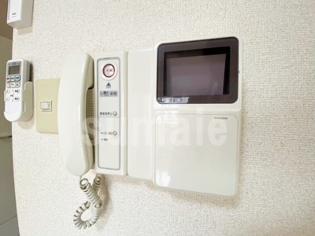 ジュネッセ浦和のセキュリティ|モニター付きインターホンです☆