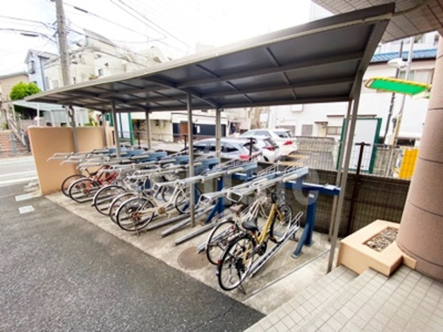 ジュネッセ浦和のその他共用部分|駐輪場です☆