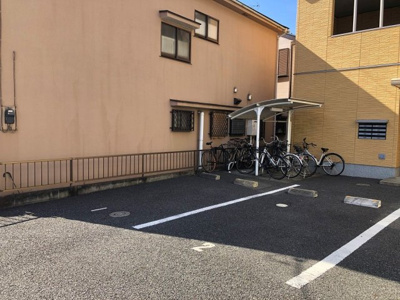 【駐車場】 | リビオンハイム