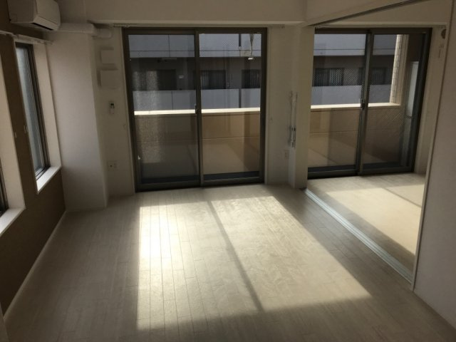 クレール矢賀駅前の居間・リビング