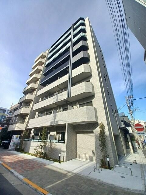 スアヴィス三ノ輪の外観