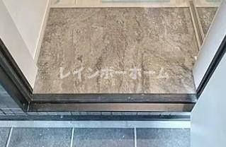 KLEIS上尾の玄関