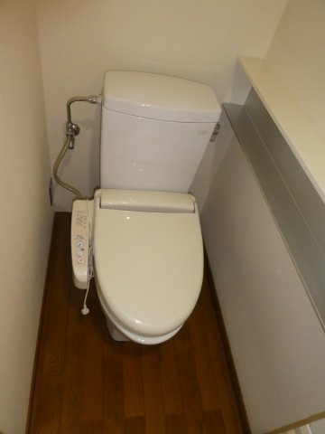 Ｙ'ｓ Ｔｅｒｒａｃｅ Ｈｏｕｓｅのトイレ|コンパクトで使いやすいトイレです