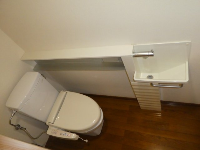 Ｙ'ｓ Ｔｅｒｒａｃｅ Ｈｏｕｓｅのトイレ|清潔感のあるトイレです