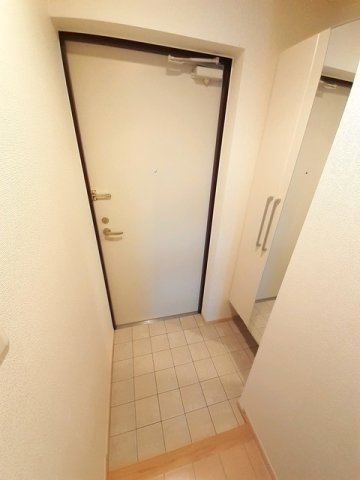 アルモニア　エンネの玄関