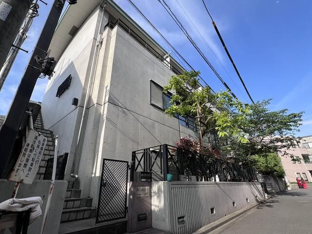 ラボア・フローリスの外観