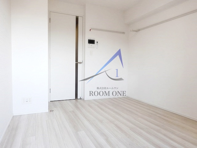 レアライズ新丸子の居間・リビング|洋室のお部屋です。
